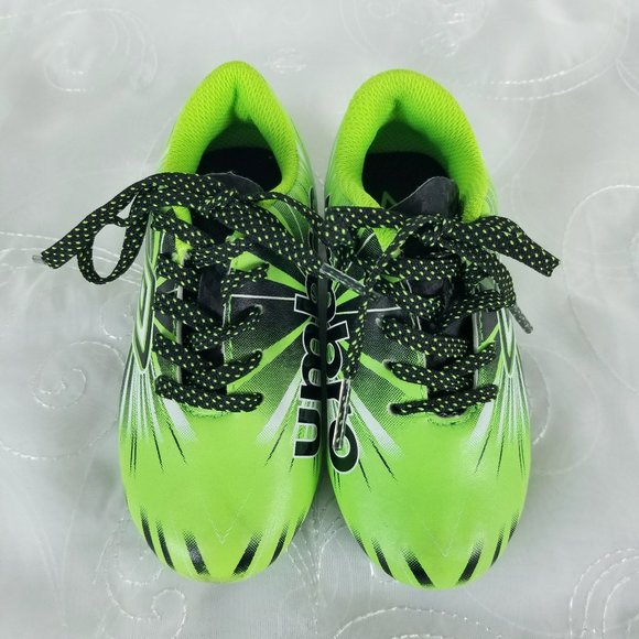 8k soccer cleats